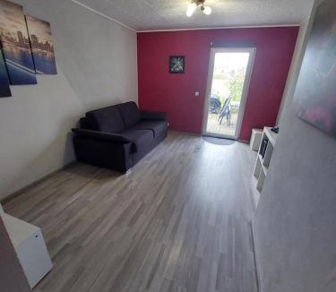 Neunkirchen a. Sand Apartment | Schöne Wohnung direkt am Bach