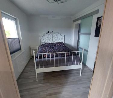 Neunkirchen a. Sand Apartment | Schöne Wohnung direkt am Bach