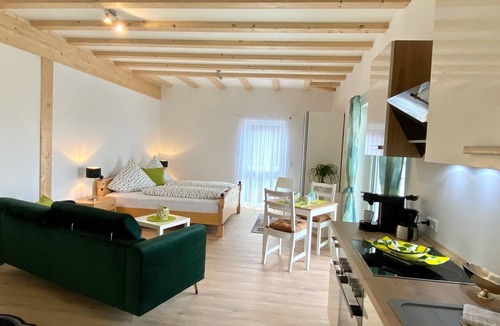Engelsbrand Resort | Schönes helles Studio-Appartement mit großem Balkon
