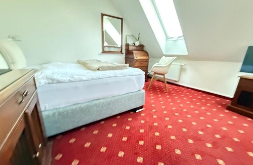Ostfildern Apartment | Scharnhaeusle - Guest Room in Ostfildern
