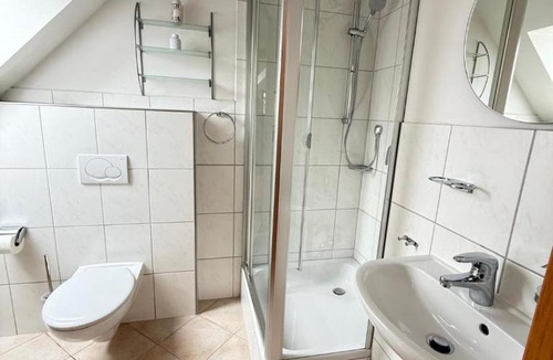 Ostfildern Apartment | Scharnhaeusle - Guest Room in Ostfildern