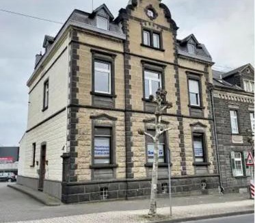 Niedermendig Apartment | Schicke Monteurunterkunft in Mendig mit drei Wohneinheiten
