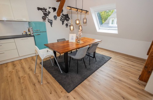 Michelfeld Apartment | Schicke, Neue Wohnung Direkt am Kloster