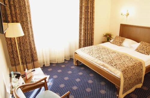 Schwebda Hotel | Schloss Hotel Wolfsbrunnen