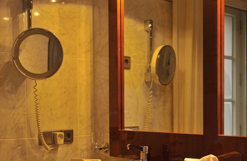 Hohen Demzin Hotel | Schlosshotel Burg Schlitz
