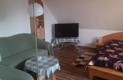 Marzahn Apartment | Schmidt Apartment