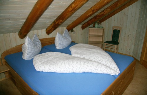 Zaulsdorf Cabin | Schneewittchenhütte- Holzblockbohlen Holiday house with fireplace and sauna in the Vogtland
