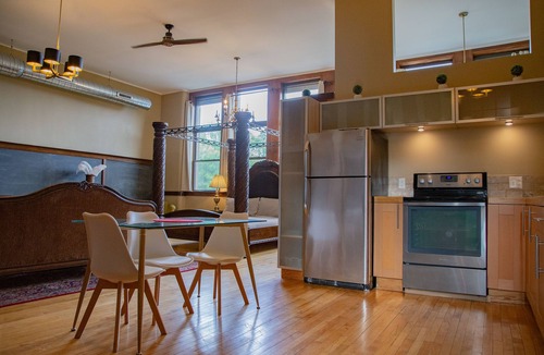 Neighborhood of the Arts Hotel | School 31 Lofts at Colors Studios