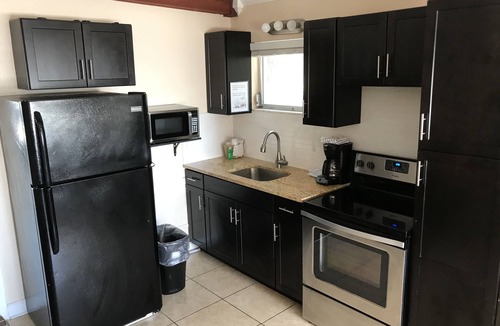 Madeira Beach Hotel | Schooner Hotel