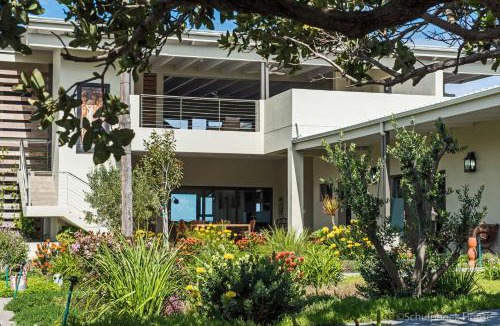Sandbaai Hotel | Schulphoek Seafront Boutique Hotel