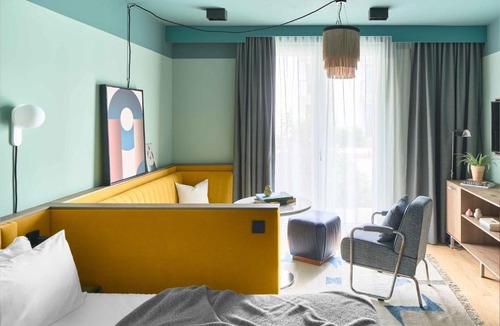Ludwigsvorstadt Hotel | Schwan Locke