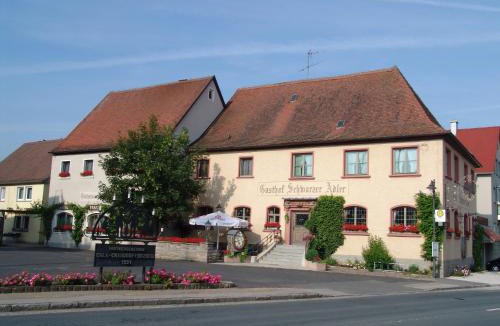 Ipsheim Apartment | Schwarzer Adler - Ferienwohnung Storchennest