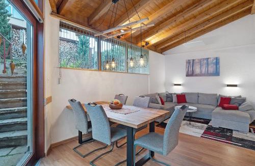 Kappelrodeck Apartment | Schwarzwald-Lodge Ferienunterkunft