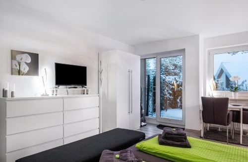 Schoenwald Apartment | Schwarzwaldblick C App 2 mit Pool