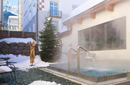 Lenzerheide Apartment | Schweizerhof Ferienwohnungen Lenzerheide Haus 6
