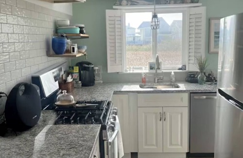 Scituate House | Scituate Cedar Point Getaway – Walk to Beach