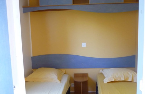 Hostens House | Scooby" mobile home in the heart of the pony club
