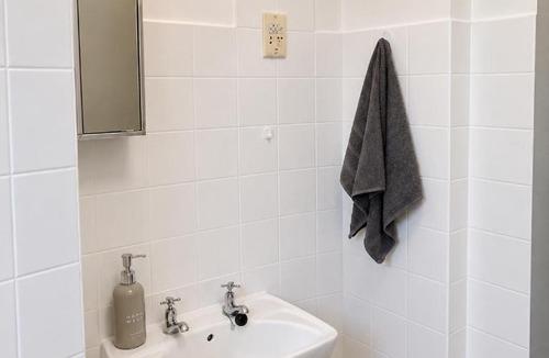 Scottburgh Apartment | Scottburgh Peacehaven Holiday Flat 202