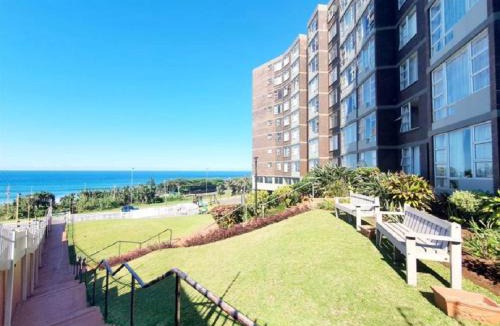 Scottburgh Apartment | Scottburgh Views 201 Seafront Apartment