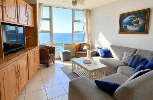 Scottburgh Apartment | Scottburgh Views 707 Seafront Apartment