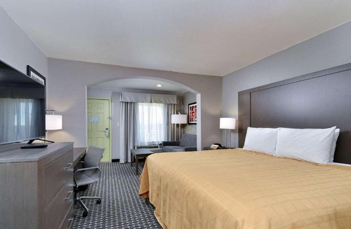 Cotulla Hotel | Scottish Inn & Suites Cotulla, TX
