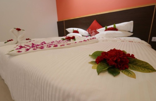 Omadhoo House | Scuba Inn
