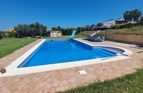 Montroi Apartment | Se Alquila Estudio Independiente en Hermoso Chalet