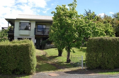 Warrington House | Sea & beach views with safe swimming