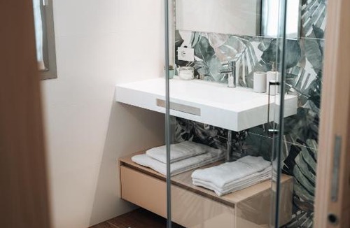Old Town Apartment | Sea Breeze