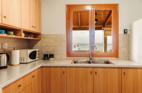 Lefkimmi House | Sea Breeze Oasis-Tranquil Coastal Escape