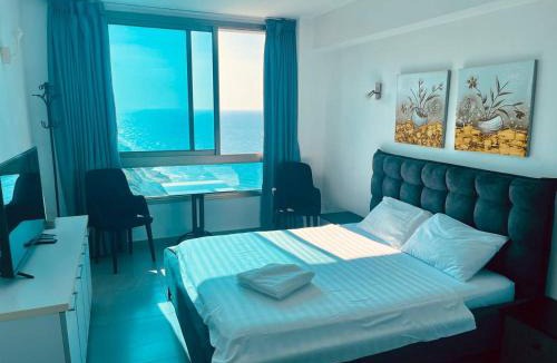 Netanya Apartment | Sea Breeze Studios