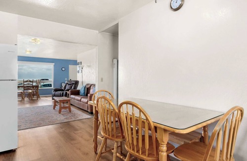 Westside Santa Cruz House | Sea Cliff Vista – Iconic West Cliff Walk!