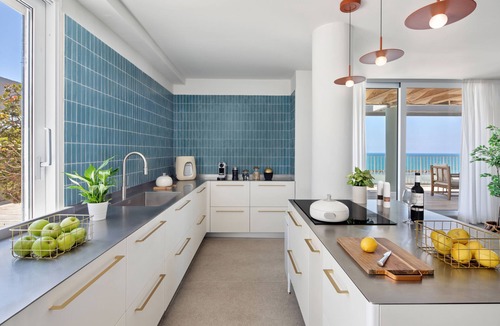 Tel Aviv Promenade Hotel | Sea Executive Suites