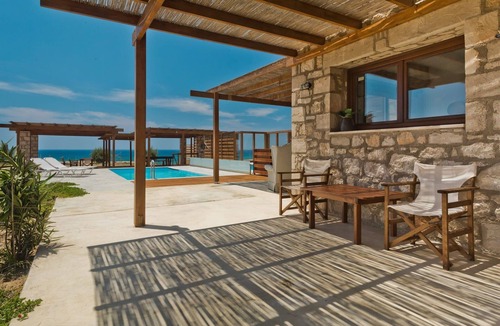 Karpathos Villa | Sea Front Karpathos Apartment | Apartment Tau | SeaViews