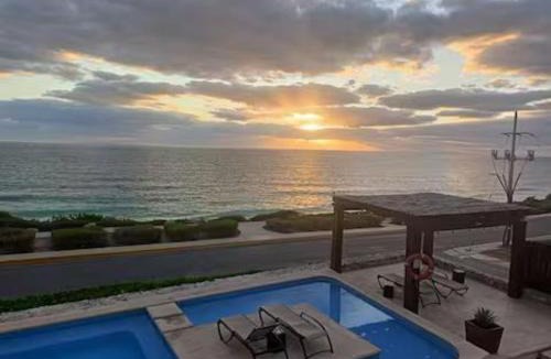 Salinas Apartment | SEA-FRONT VILLA, Isla Mujeres! Stunning Sea Views!