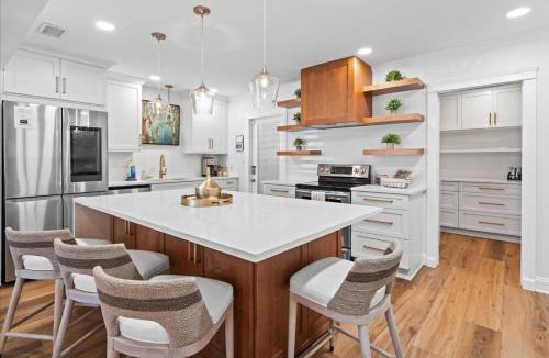 Allendale Terrace House | Sea Glass Inn