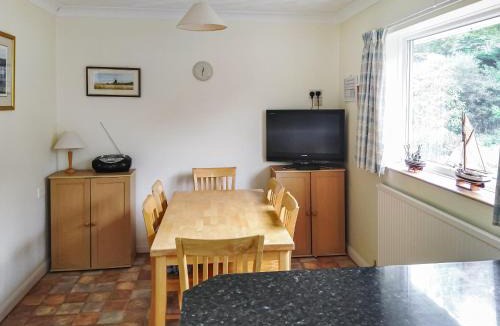 West Runton House | Sea Glimpse