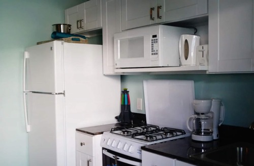 Wheeland Settlement Apartment | Sea Grape Studios