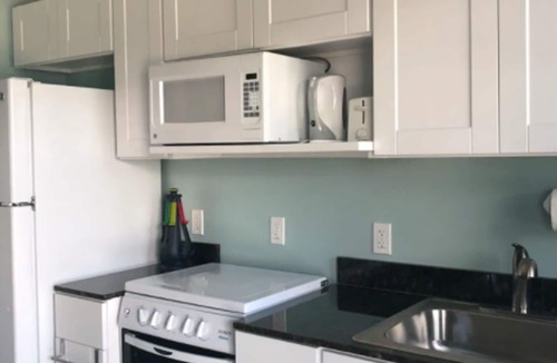 Wheeland Settlement Apartment | Sea Grape Studios