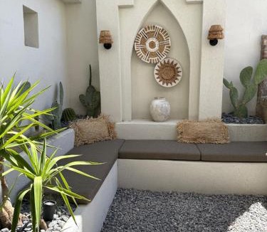 Ayvalik City Center Apartment | Sea&Lesbos View Duplex, Courtyard&Rooftop, Mercan Köşk Ayvalık