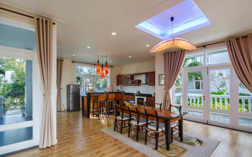 Phu Hai Beach Villa | Sea Links Beach Villa