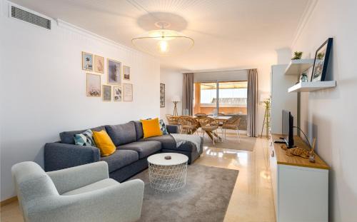 Marbella Apartment | Sea Mountain View