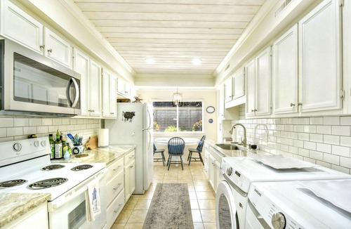 Saint Simons Island Condo | Sea Palms Colony - 2 bed/2 bath ground level condo- Pup Friendly