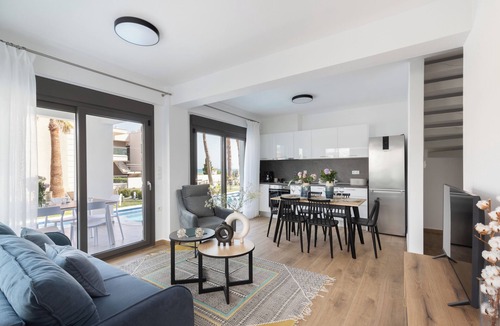 Paralia Ofryniou Villa | Sea Residence Complex