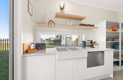 Stockton House | Sea Sand and Serenity at Stockton - Stunning Sophistication