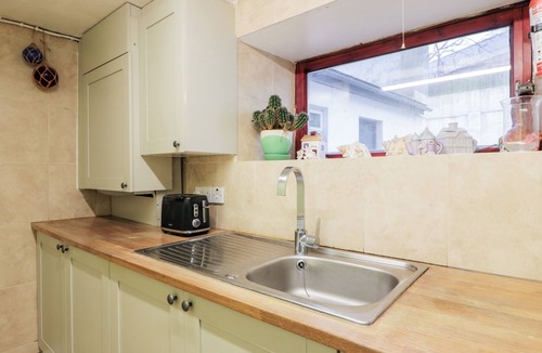 Eyemouth Cottage | Sea Spray