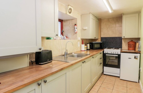 Eyemouth Cottage | Sea Spray
