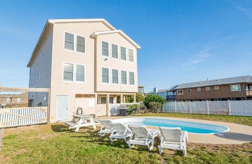 Kitty Hawk House | Sea Sun Greetings - Kitty Hawk MP 2.5, Ocean Views, Direct Beach Access, Pool, Hot Tub, Pets OK