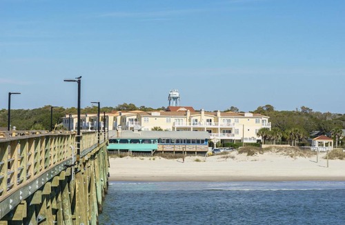 Yaupon Beach Apartment | Sea Tales by Oak Island Accommodations