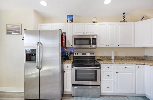 Bermuda Bay House | Sea Turtle Escape | Pool & Tennis Coastal Getaway